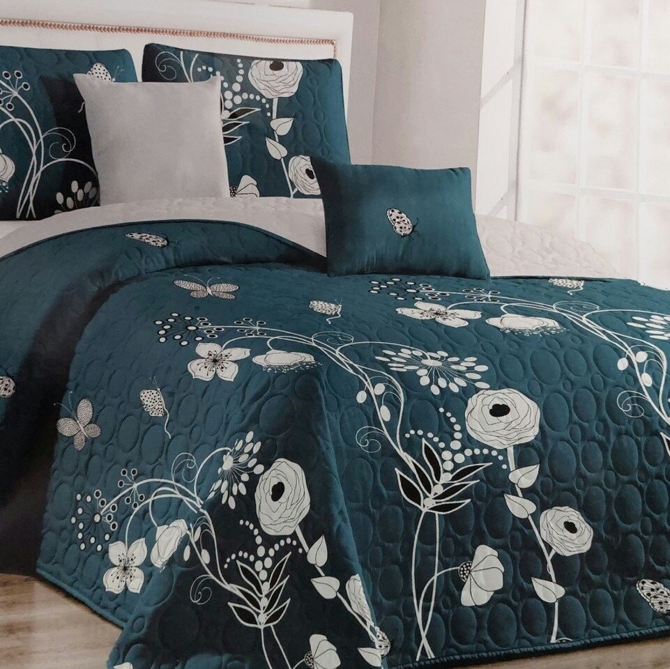 5 piece Quilt Bedspread Set - Image 5